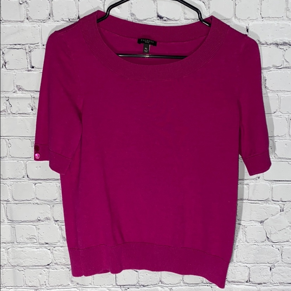TALBOTS SHORT SLEEVES SWEATER